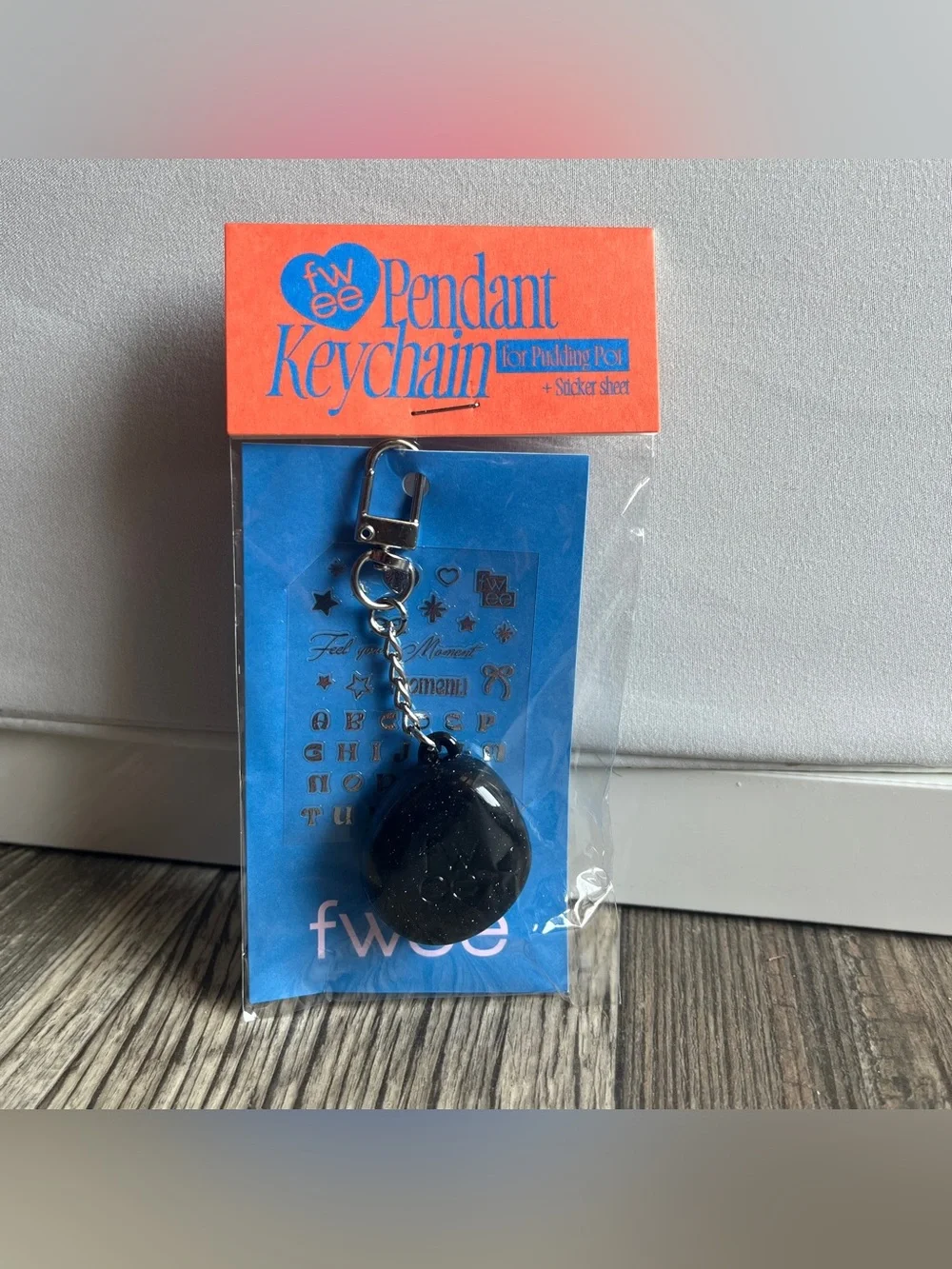 FWEE Pendant Keychain (for Pudding Pot) with Stickers - Sparkly Black Color